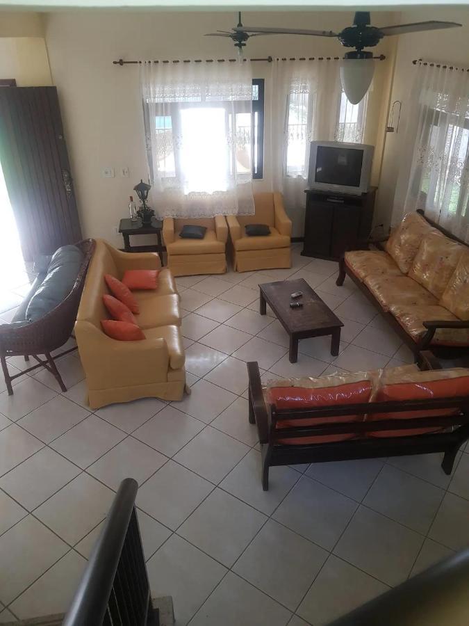 Belissima Casa Em Itauna A 300 Metros Da Praia Saquarema Zewnętrze zdjęcie